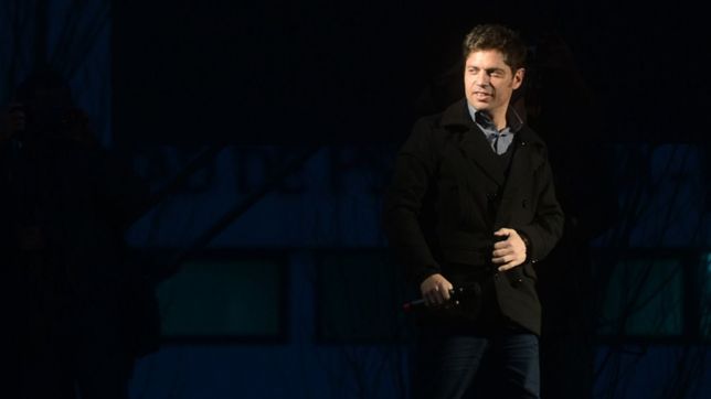 guerra de nervios en la interna, parada obligada del kicitour y ac/dc de fondo