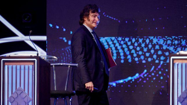 Javier Milei en el debate presidencial en Santiago del Estero