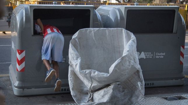 mujeres, ninas y ninos, cada vez mas pobres