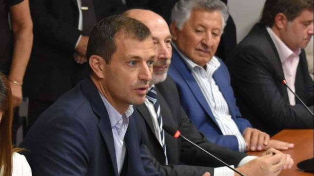 el peronismo insiste con las tarifas y lleva 20 intendentes a diputados