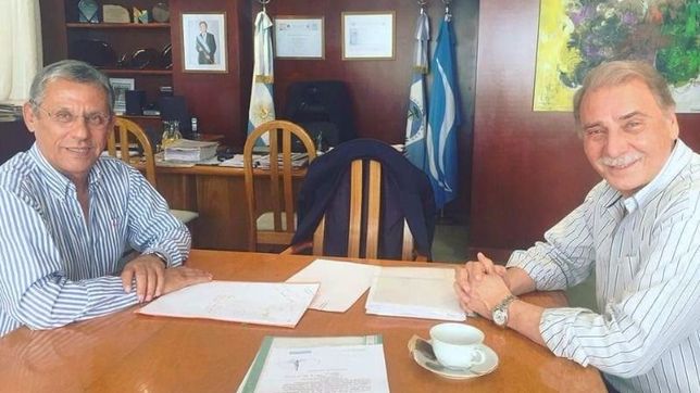 sobisch vuelve a mostrarse cerca del macrismo y desafia al mpn