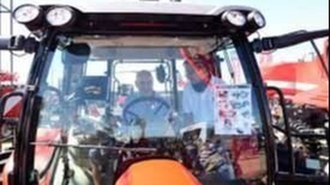 la ciudad niega que haya autorizado el desfile de tractores para el #23a