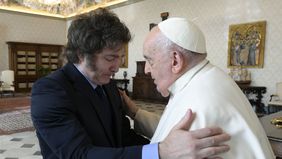 Javier Milei y el papa Francisco.