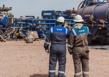 YPF tiene un gran despliegue en Neuquén. Se viene una nueva época en Vaca Muerta y la Patagonia. YPF tiene un gran despliegue en Neuquén. Se viene una nueva época en Vaca Muerta y la Patagonia.