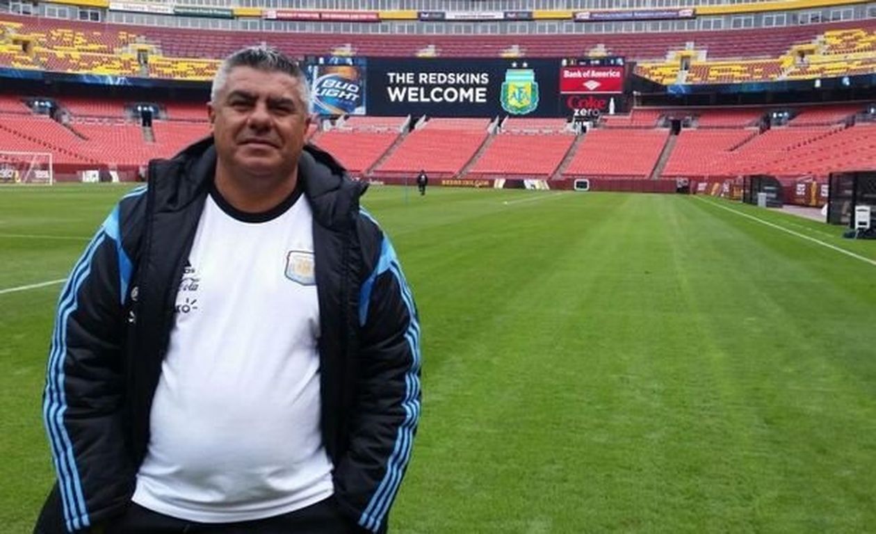 CHIQUI TAPIA.jpg - CT