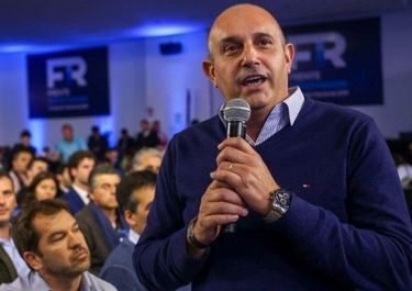 Guerrera, el antirrosca adicto a la gestión que Massa tira a la cancha bonaerense