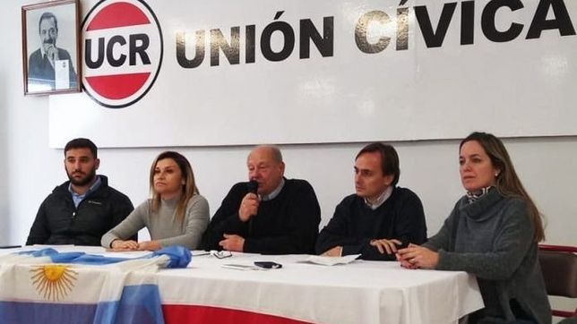 interna caliente en la ucr neuquen: denuncia judicial y el fantasma del mpn