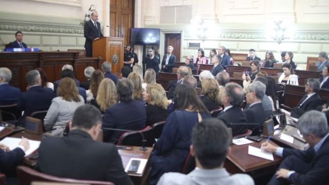 decepcionante, el trending topic opositor frente al discurso de perotti