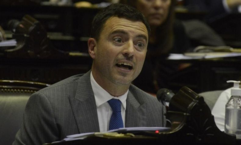 Rodrigo De Loredo.