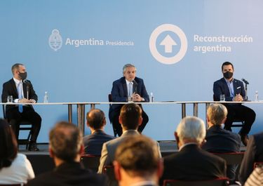 Distribuidoras de gas piden aumentos, pero lo que crece es la interna oficial