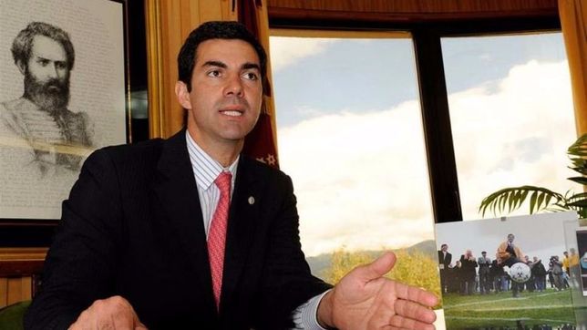 a pesar de su debacle, urtubey volvio a cuestionar peso de cfk