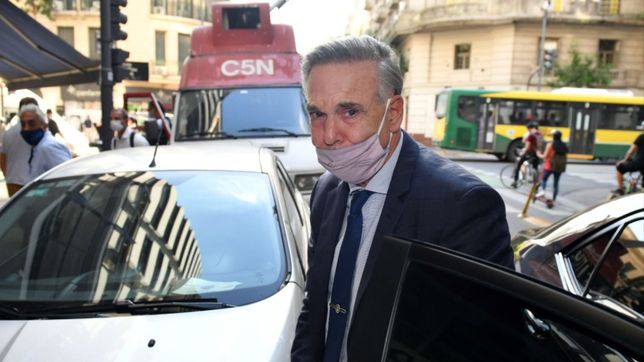 tras la misa en lujan, pichetto califico a la iglesia como ?sectaria y clasista?