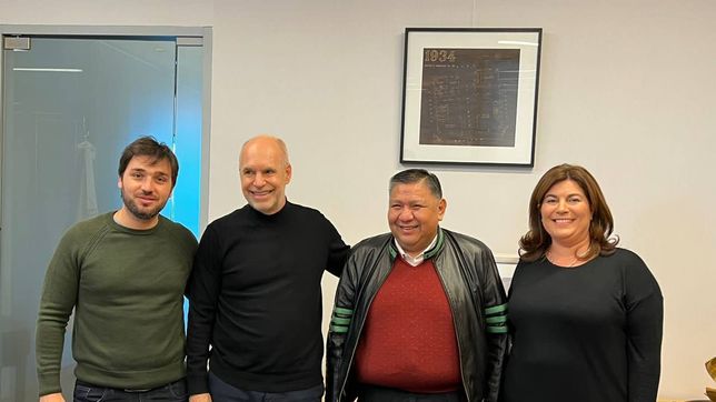 Nacho Torres, gobernador electo de Chubut, junto a Rodríguez Larreta, el precandidato a diputado nacional Jorge Ávila y la legisladora Ana Clara Romero, en una foto del año pasado.