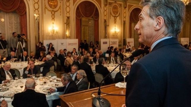 rezos, pj light y sapos: el plan del circulo rojo para sostener el modelo m