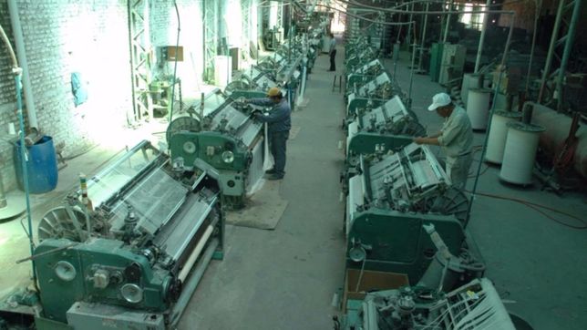 la industria textil bonaerense, en picada: cayo casi 20% en el primer semestre