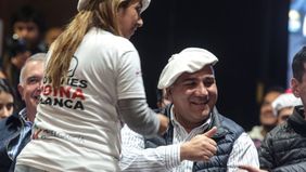 Manzur sumó al alfonsinismo tucumano al frente de la fórmula de los Fernández