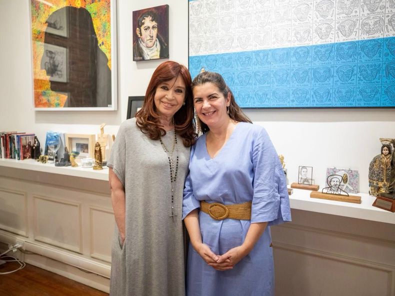 Cristina Fernández de Kirchner y Mariel Fernández en el Instituto Patria.