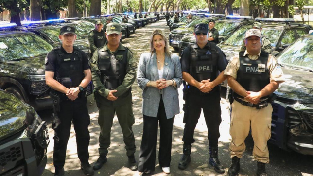 El juego a dos puntas de La Libertad Avanza en el motín policial que conmociona a Santa Fe