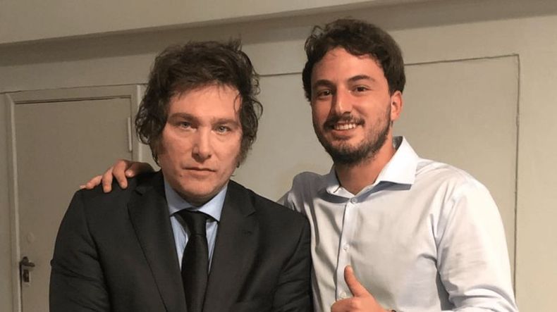 Javier Milei y Agustín Romo.
