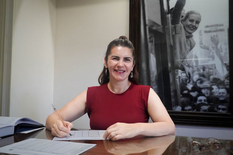 Mariel Fernández gobernadora: entre la mochila del Movimiento Evita y la cara de la renovación