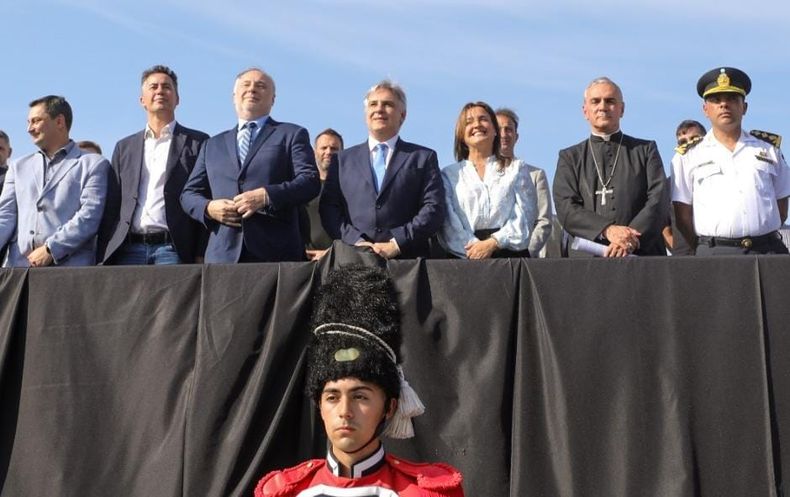 El intendente de Villa María, Eduardo Accastello, participó de la celebración del día de la Bandera Cordobesa. El acto fue encabezado por el gobernador Martín Llaryora.