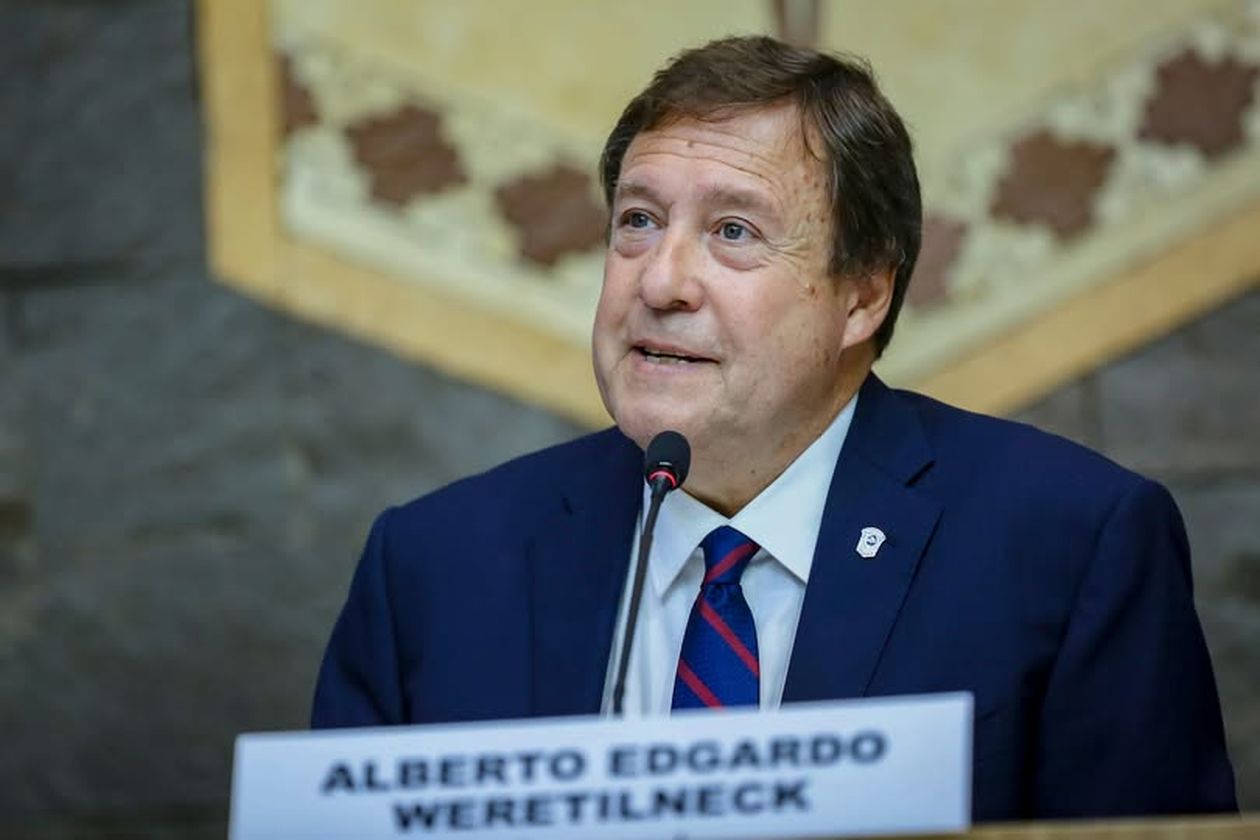 Alberto Weretilneck negoció un presupuesto a cambio de mostrar control político.