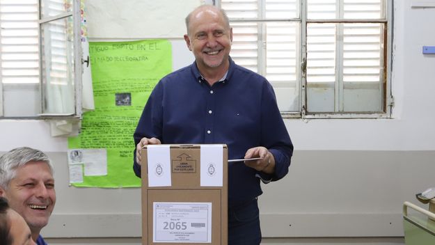 Omar Perotti analiza volver a competir en el ámbito local