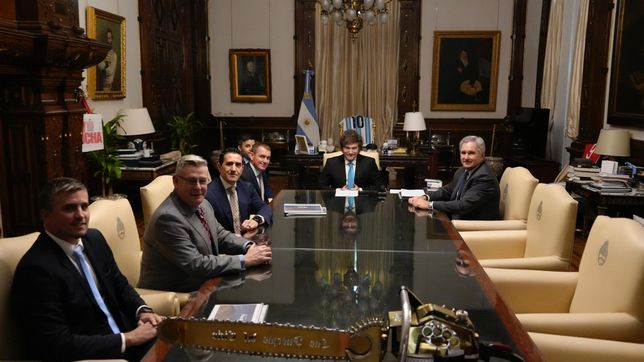 Javier Milei recibió a los accionistas de Vicuña Corp, la alianza entre BHP y Lundin Mining. La minería presiona para operar sobre los glaciares.&nbsp;