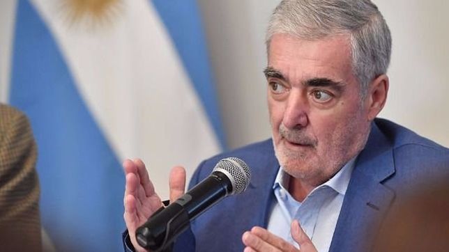 murio el gobernador de chubut, mario das neves: asume el vice