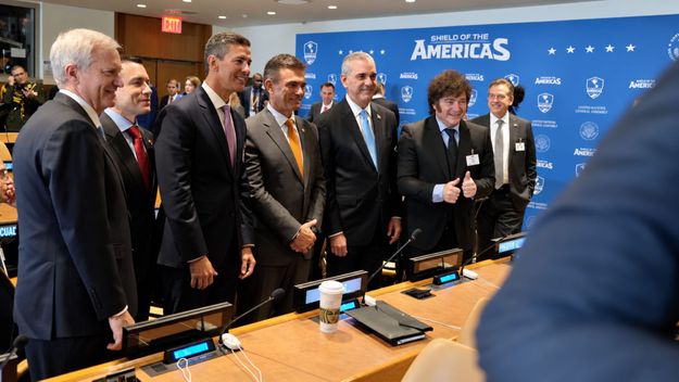 Javier Milei, en Nueva York: pese al despliegue para convencer a los inversores, los mercados muestran cautela&nbsp;