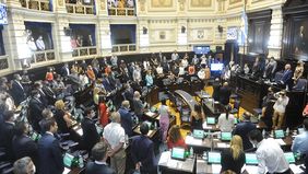 Las PASO achicaron al peronismo