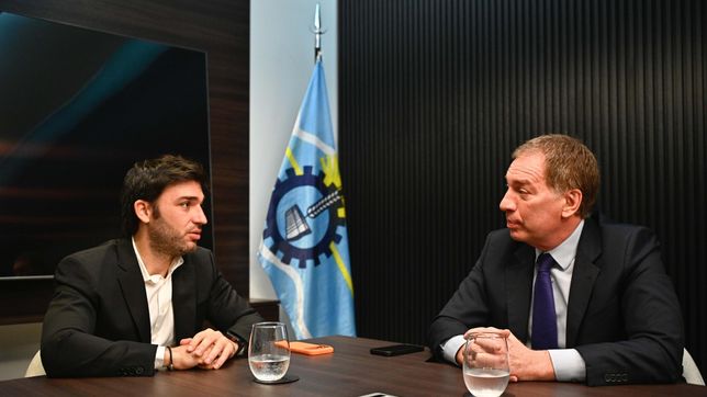 El gobernador de Chubut, Ignacio Torres, y el ministro de Interior, Diego Santilli.&nbsp;