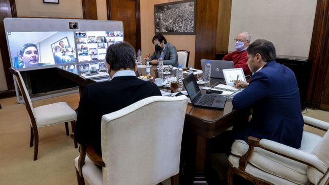 kicillof con intendentes: cierre total, pica por las clases y reclamo economico