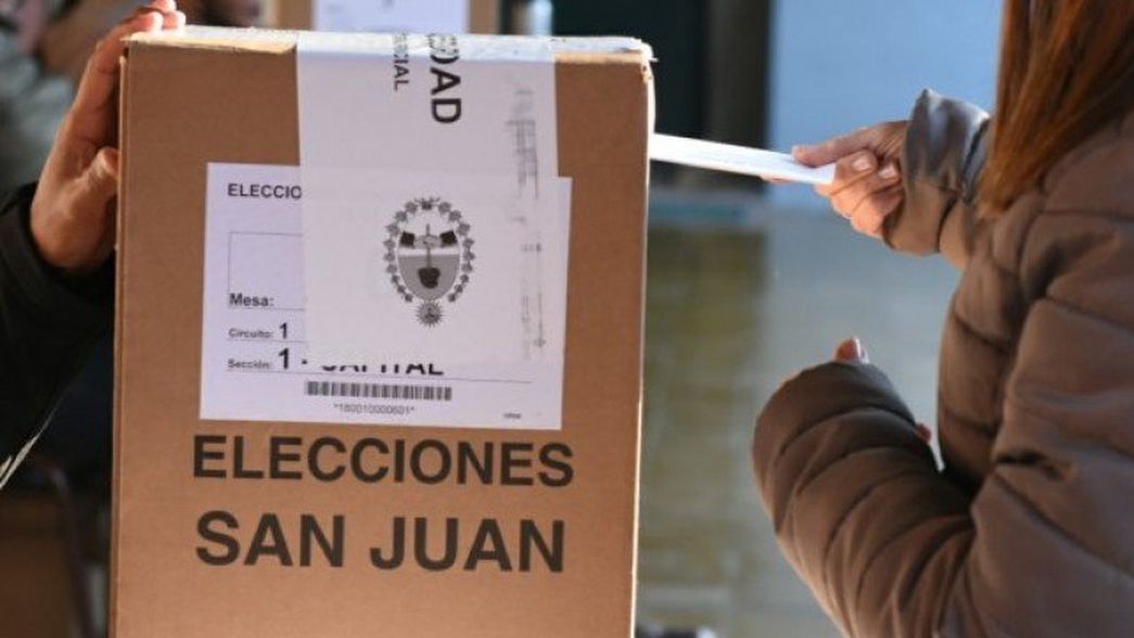 En las provincias, una especie en extinción a tiro de los oficialismos