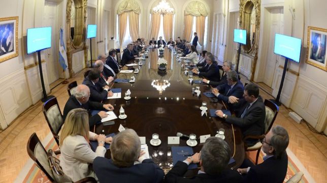 pacto fiscal: el fmi abona el pedido de los gobernadores, que esperan a macri