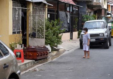 Con o sin cuarentena, el Covid agrava los dramas económicos de la región