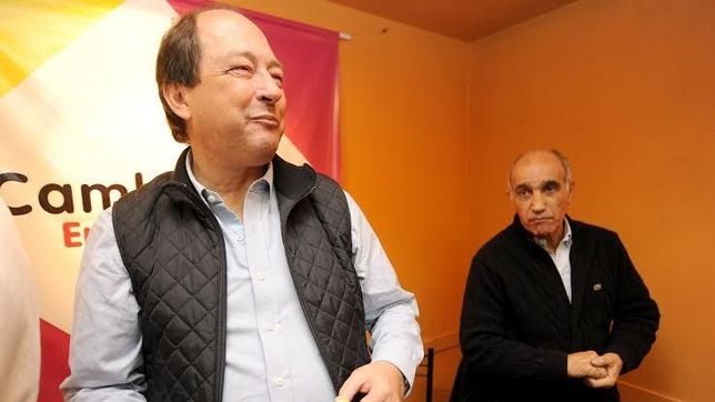 sanz destrozo a bruera: ?no puede salir a la calle, la gente le tiene bronca
