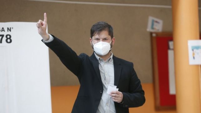 fernandez y cfk felicitaron a boric, potencial aliado en la region