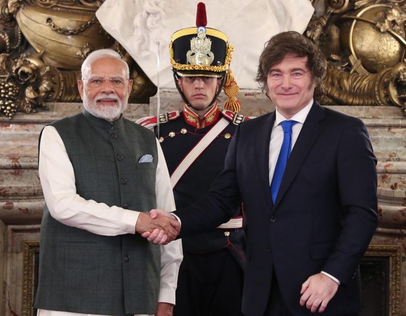 Javier Milei y Narendra Modi, en Casa Rosada. Indica compra cada vez más alimentos argentinos y compensa el déficit industrial con China.