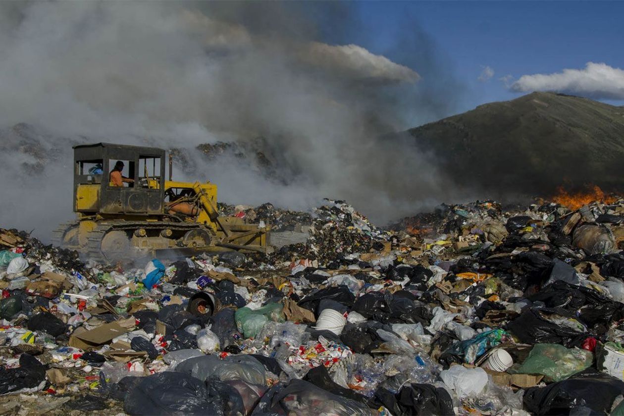 El pliego de licitación busca remediar el basural de Bariloche, el más contaminante del país.&nbsp;
