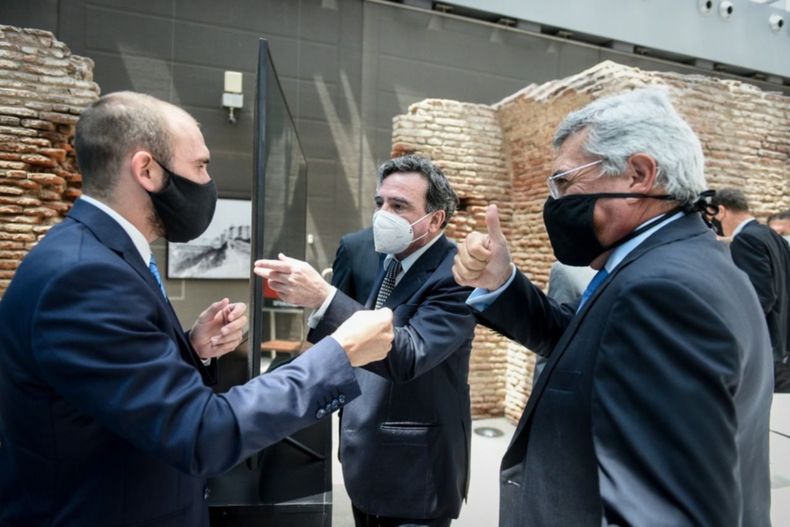 Martín Guzmán, Javier Madanes Quintanilla (Aluar) y Martín Berardi (Ternium). - Gabinete económico Martín Guzmán