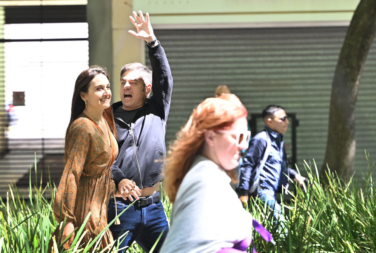 Soledad Quereilhac y Axel Kicillof en La Plata antes de votar.