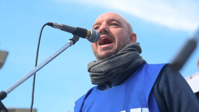 por que el sindicato docente sostiene en soledad la pelea con perotti