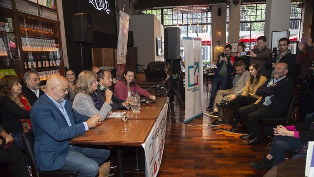 La oferta en Santa Fe del Frente Amplio por la Soberanía tiene a Claudia Balagué, Leandro Caruana y Griselda Tessio como sus principales referencias.