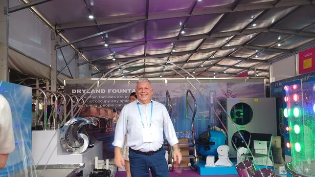 Gustavo Benedetti regresó de China con la idea de comprar afuera, aunque advirtió que no busca competencia con mano de obra local