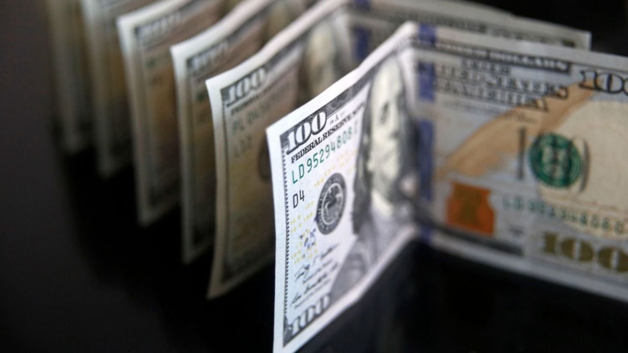 Hay partido: los 22 tipos de dólares en la cancha económica argentina