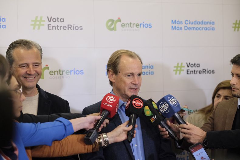 El gobernador Gustavo Bordet.