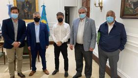 Otra vez, intendentes vecinalistas salen a bancar al Gobierno