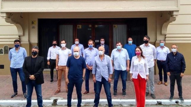 un capitan para ordenar el equipo