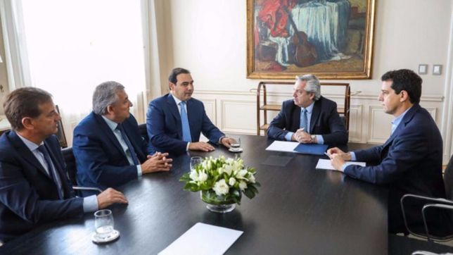 tres gobernadores van a la rosada en busca de ayuda para cubrir deficits